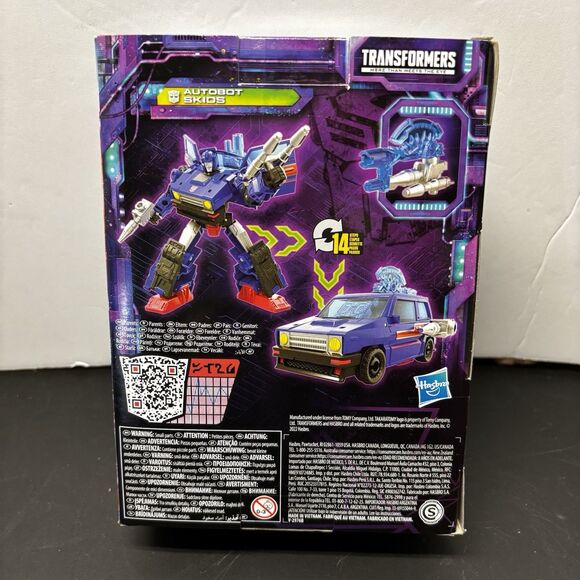 Transformers Autobot Skids Legacy COMPLETE - Picture 3 of 3